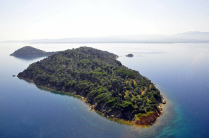 Στην Ελλάδα βρίσκεται το πιο περιζήτητο νησί της γιόγκα.